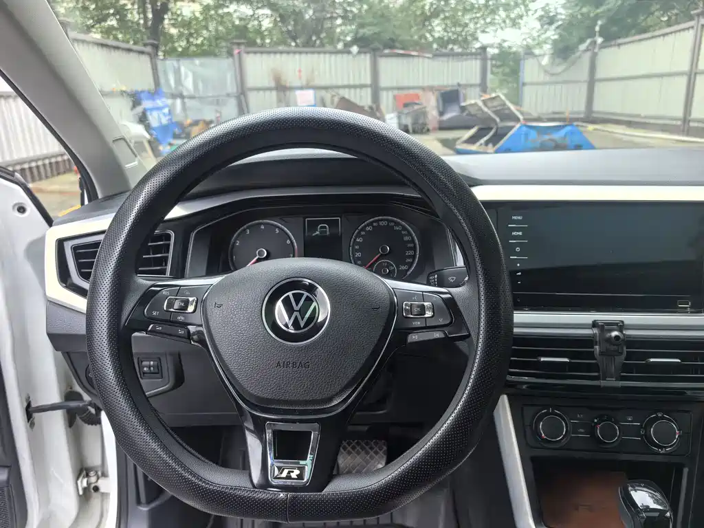 Volkswagen Polo — миниатюра 15