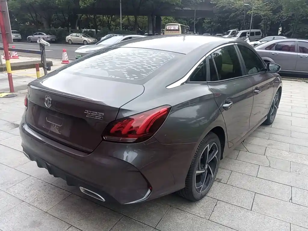 MG MG5 — миниатюра 7