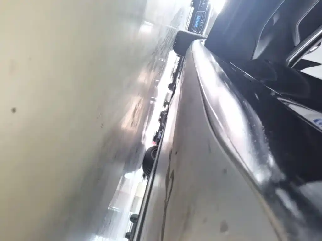 Tesla Model 3 — миниатюра 22