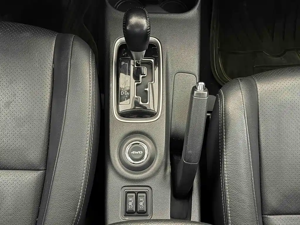 Mitsubishi Outlander (Import) — миниатюра 11