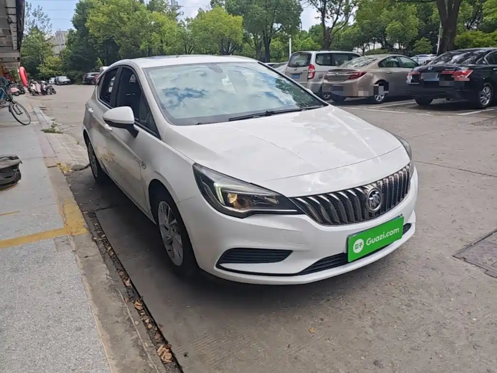 Buick Verano — миниатюра 4