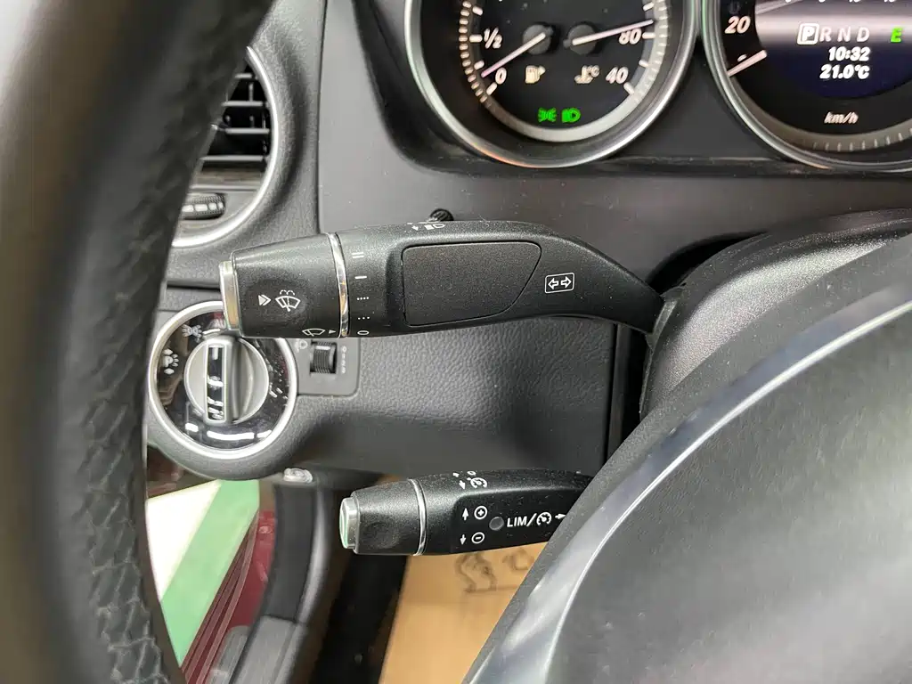 Mercedes-Benz C-Class — миниатюра 14