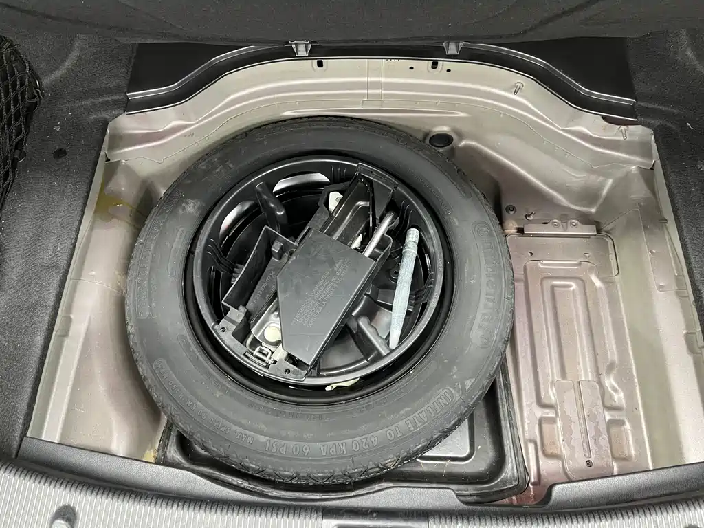 Mercedes-Benz C-Class — миниатюра 24