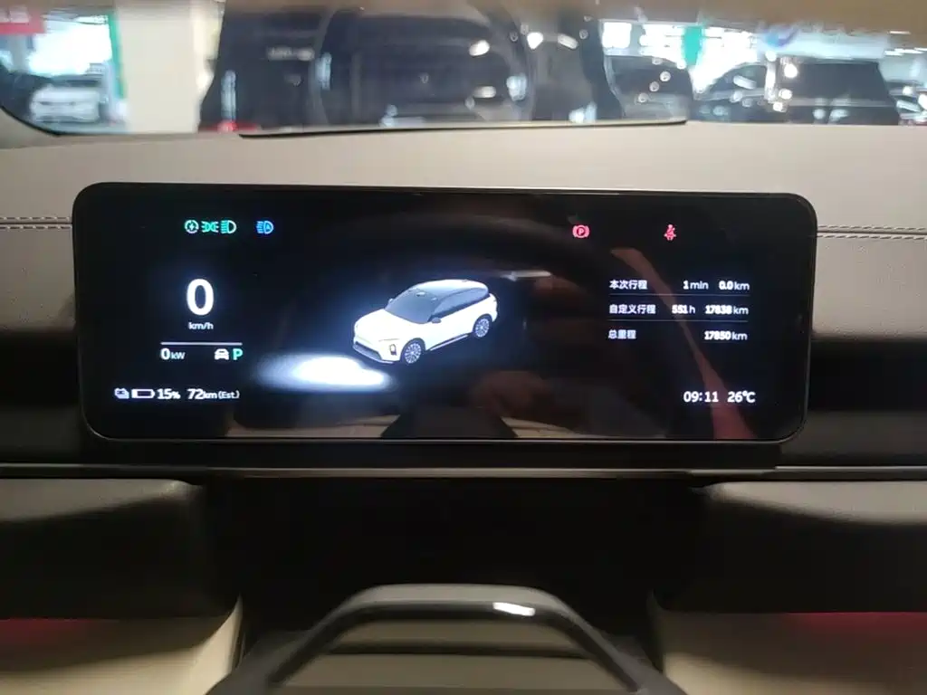 NIO ES6 — миниатюра 12