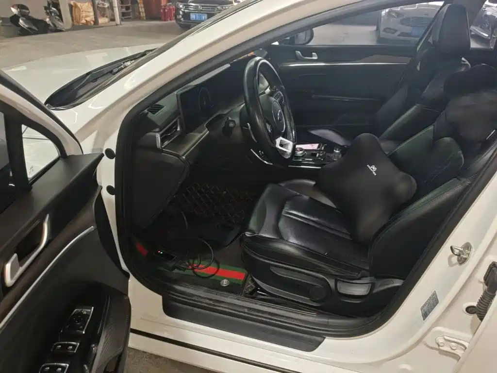 Kia K5 — миниатюра 16