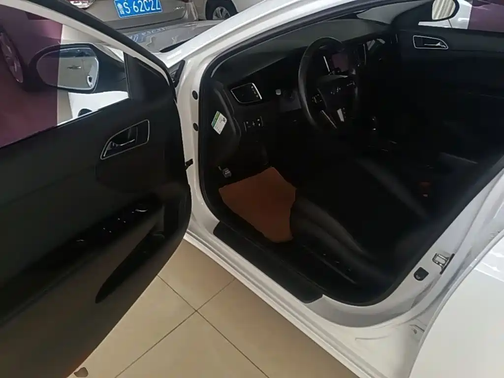 Hyundai Mistra — миниатюра 16