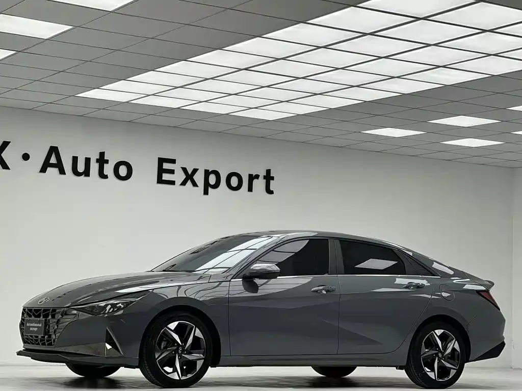 Hyundai Elantra — миниатюра 5