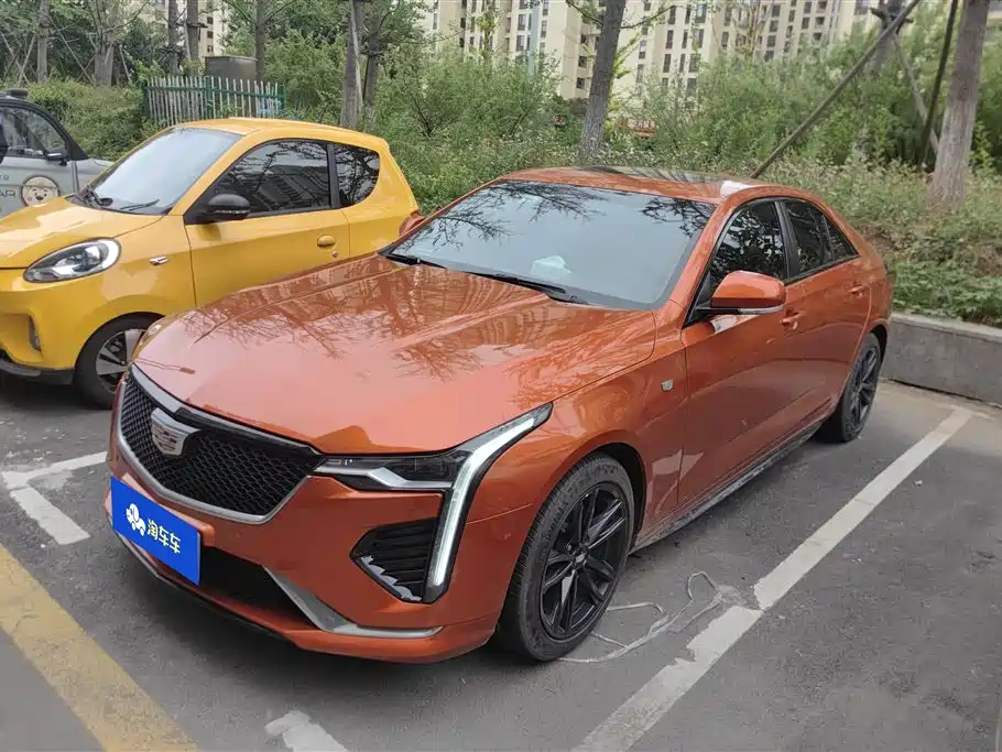 Купить Cadillac CT4