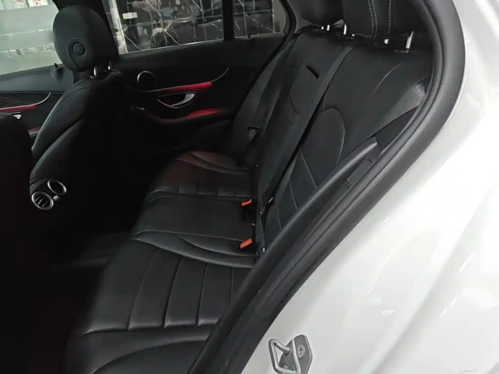 Mercedes-Benz C-Class (Import) — миниатюра 17
