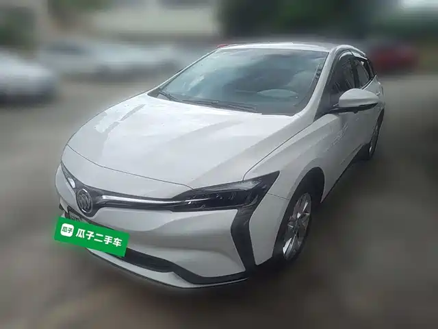 BUICK SLIGHTLY BLUE 6 2024