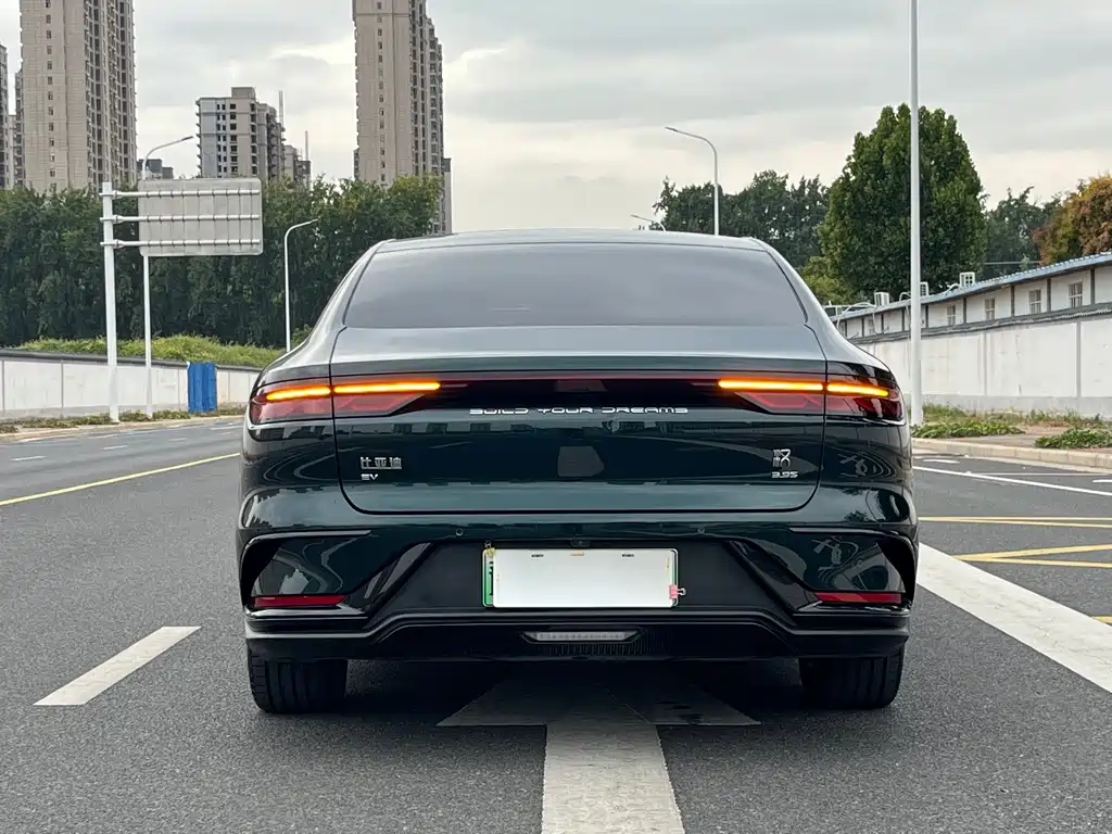 BYD Han — миниатюра 5