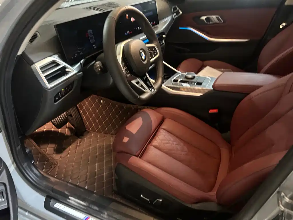 BMW 3 Series 2025 330i M Sport Night Package