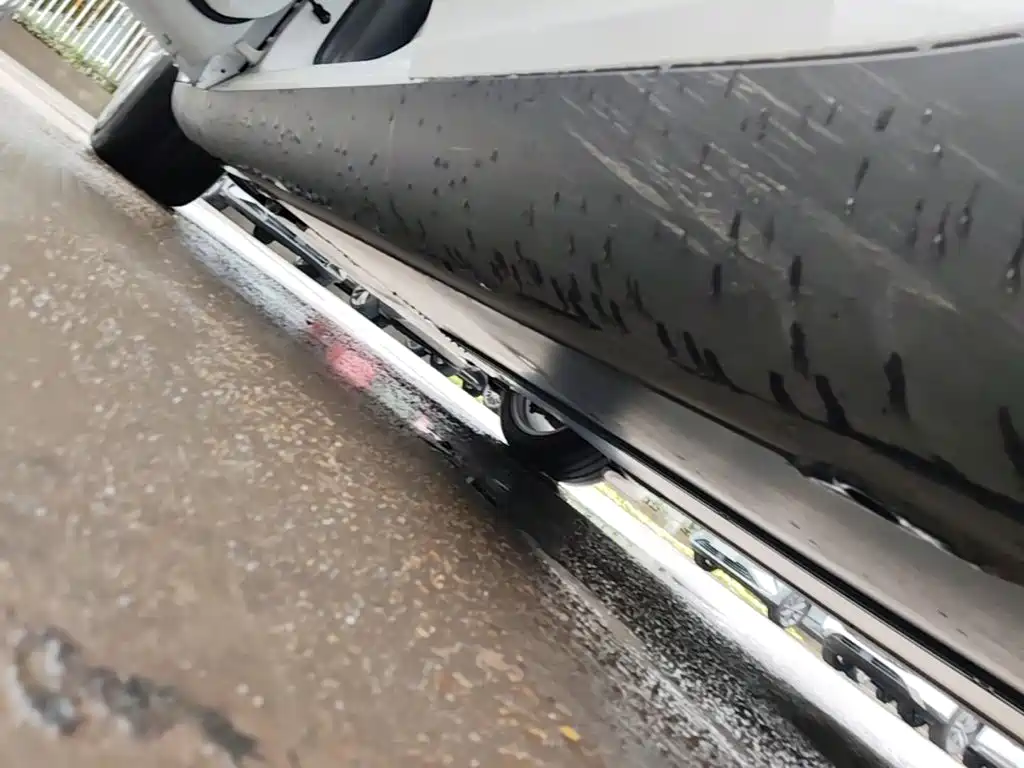 Tesla Model Y — миниатюра 22