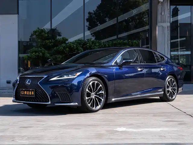 LEXUS LS 2022