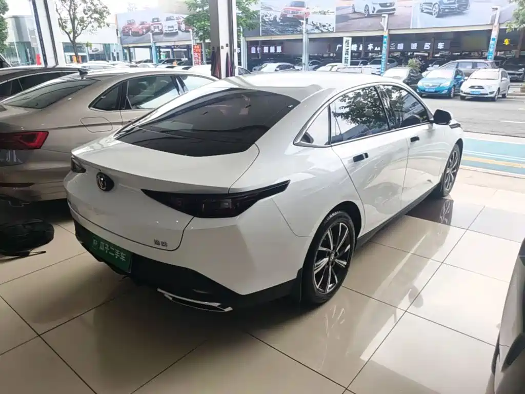 Changan Eado — миниатюра 7