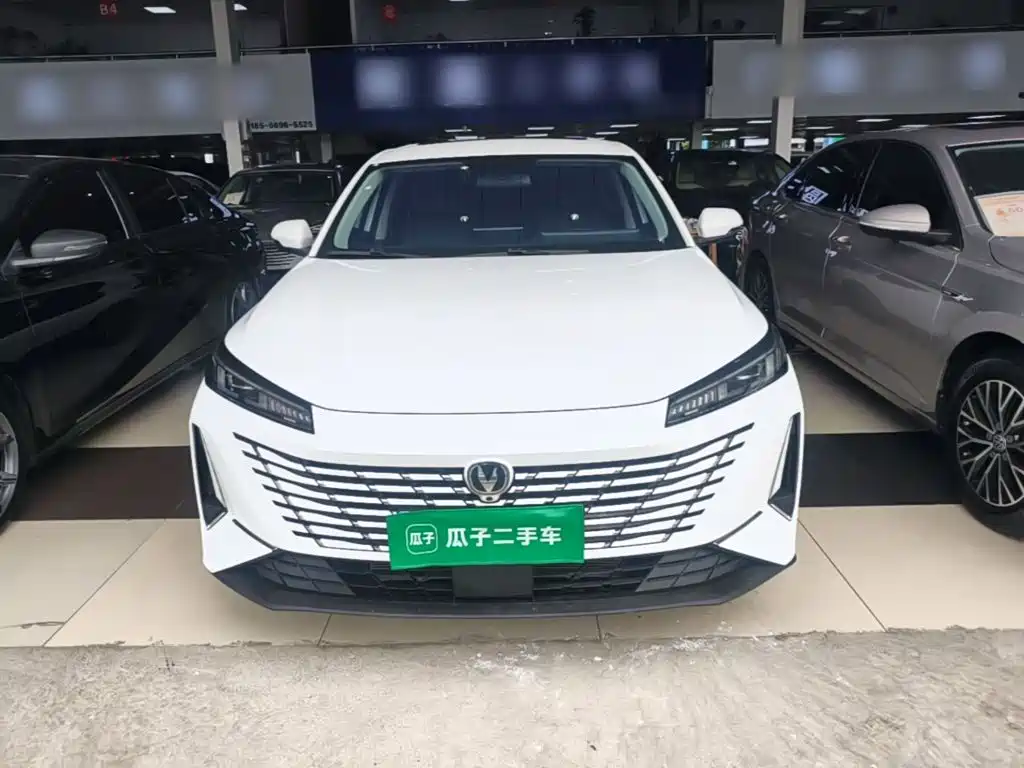 Changan Eado — миниатюра 3