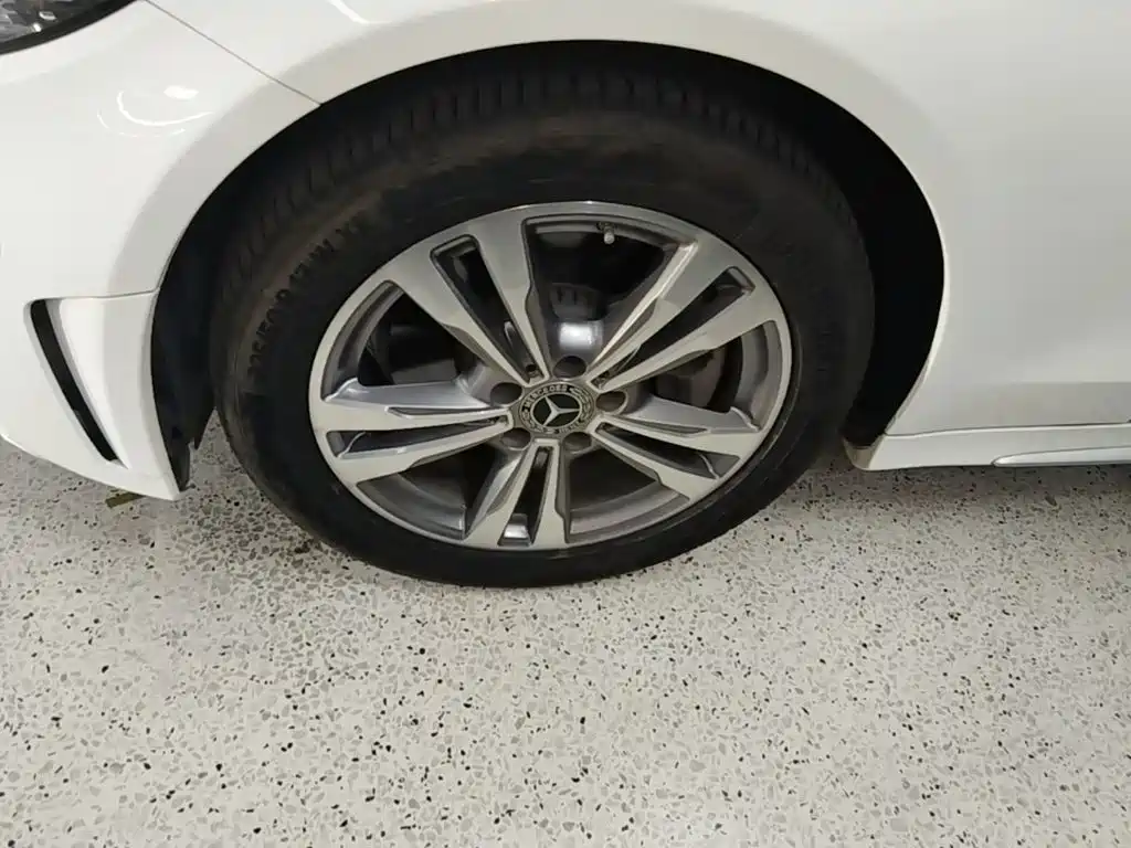 Mercedes-Benz C-Class — миниатюра 23