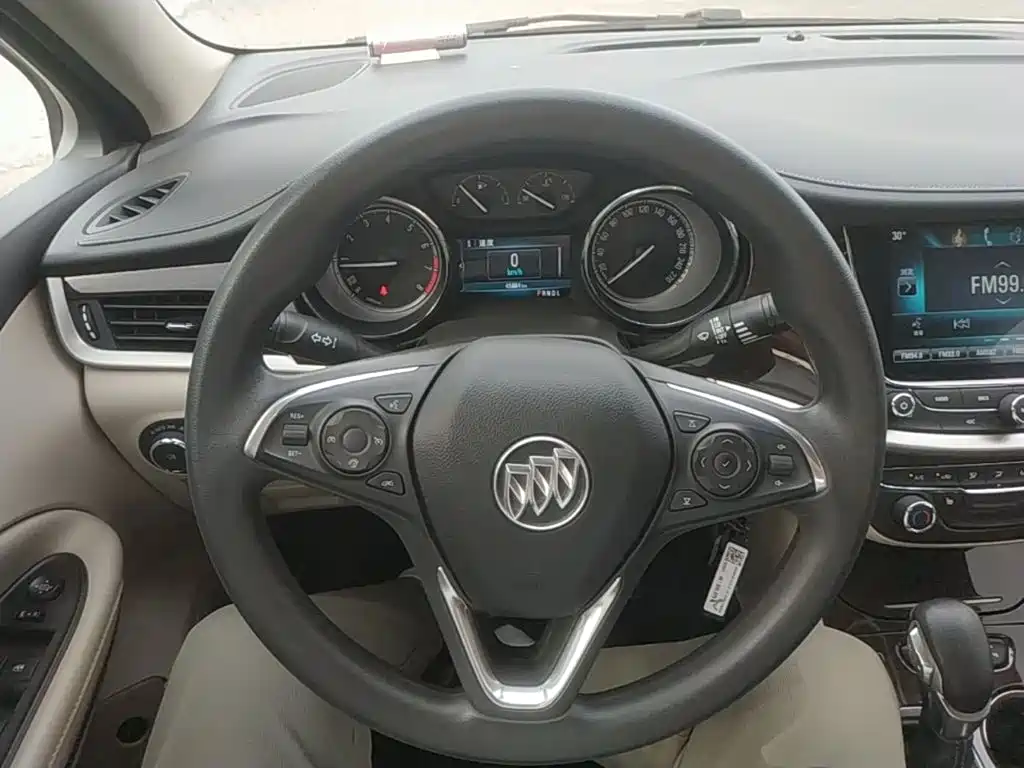 Buick Verano — миниатюра 11