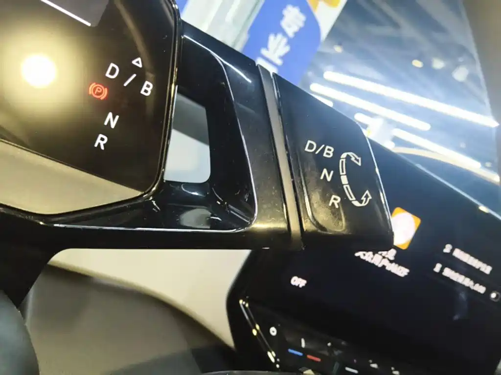 Volkswagen ID.3 — миниатюра 14