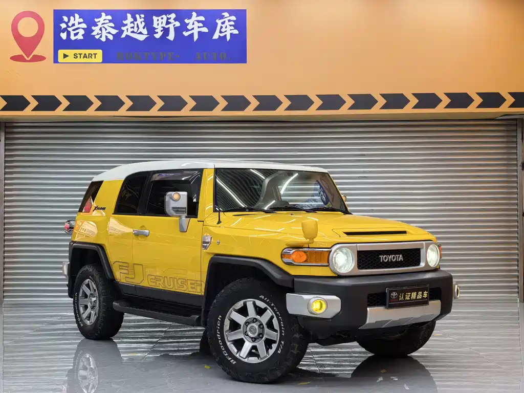 Toyota FJ Cruiser — миниатюра 3