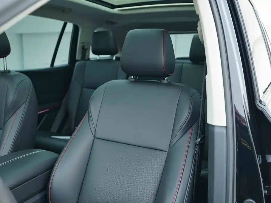 Hongqi Hongqi HS7 PHEV — миниатюра 12