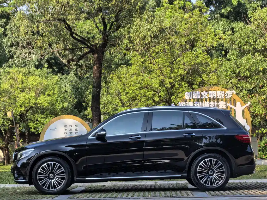 Mercedes-Benz GLC — миниатюра 3