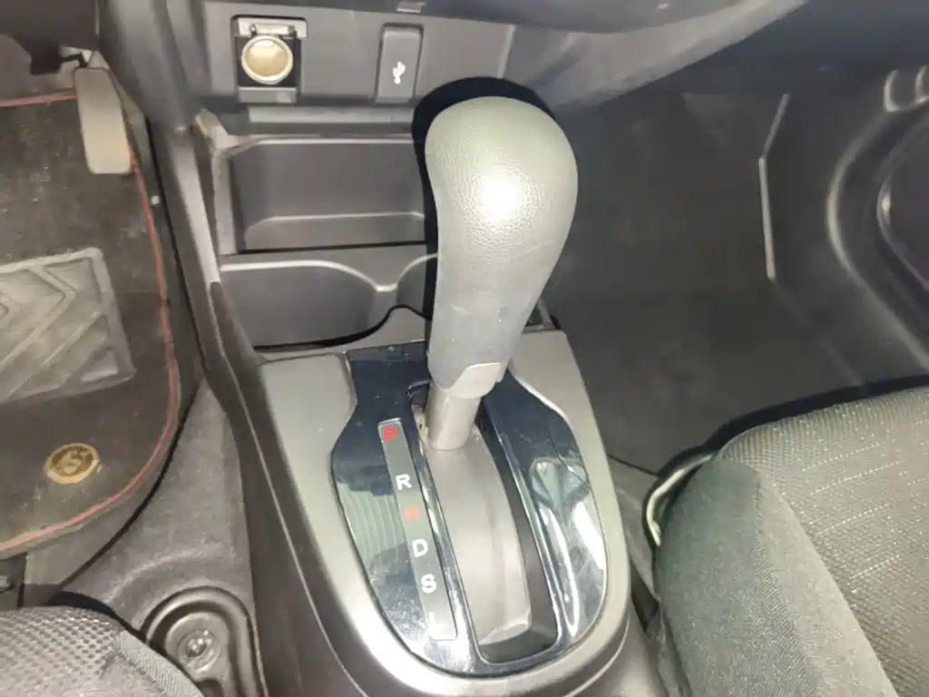 Honda Fit — миниатюра 14