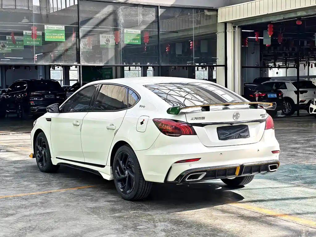 MG MG6 — миниатюра 12
