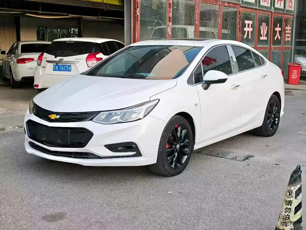 Chevrolet Cruze — миниатюра 2