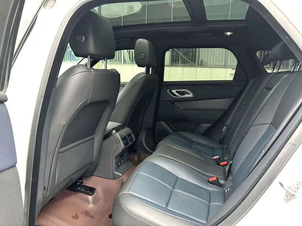 Land Rover Velar — миниатюра 13