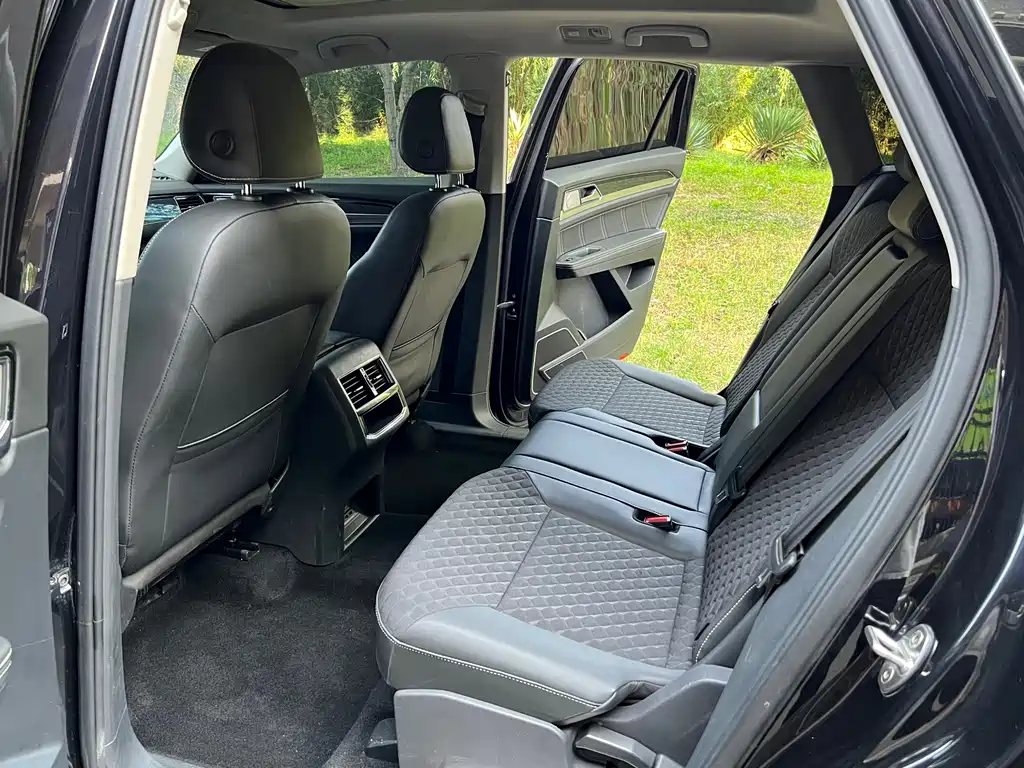Volkswagen Teramont — миниатюра 10