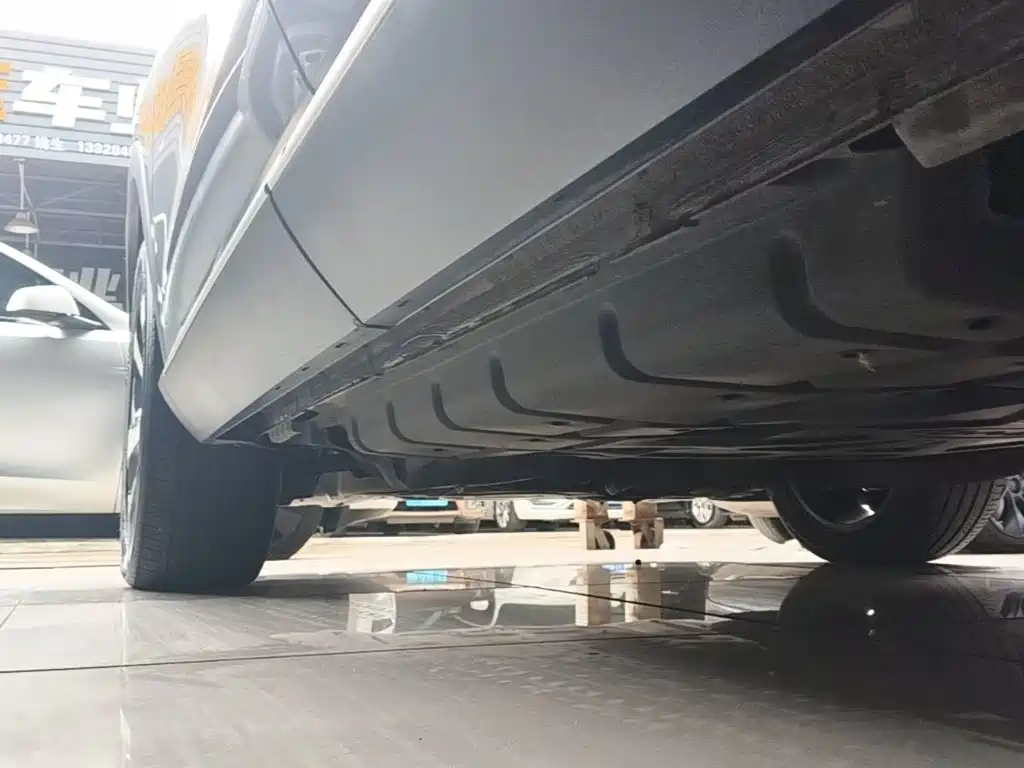 BYD PLUS New Energy — миниатюра 22