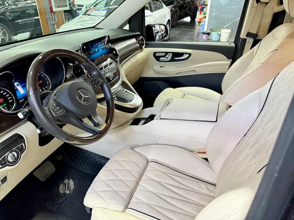 Mercedes-Benz V-Class V 2022 V 260
