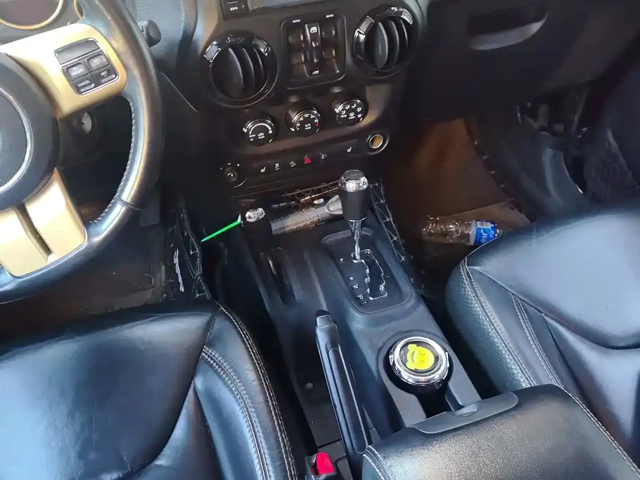 Jeep Wrangler — миниатюра 16