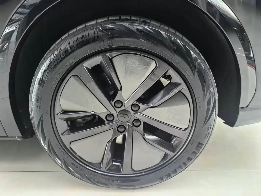 Li Auto Li L7 — миниатюра 21