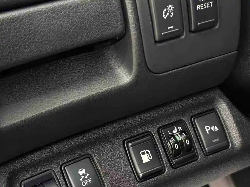 Nissan Terra 2020 2.5L XL Upper 4WD AT Luxury