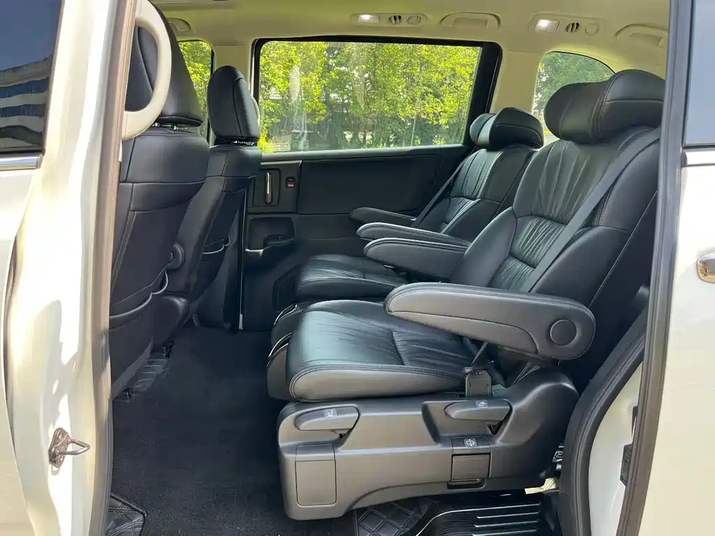 Honda Odyssey — миниатюра 7