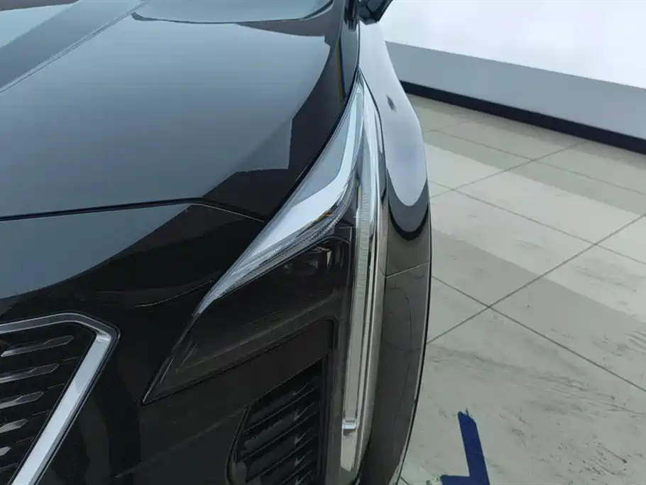Cadillac XT4 2022 28T Luxury
