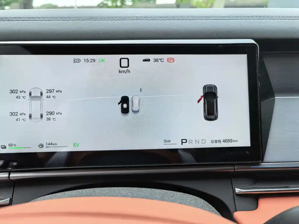 BYD Tang L L 2025 DM 175KM