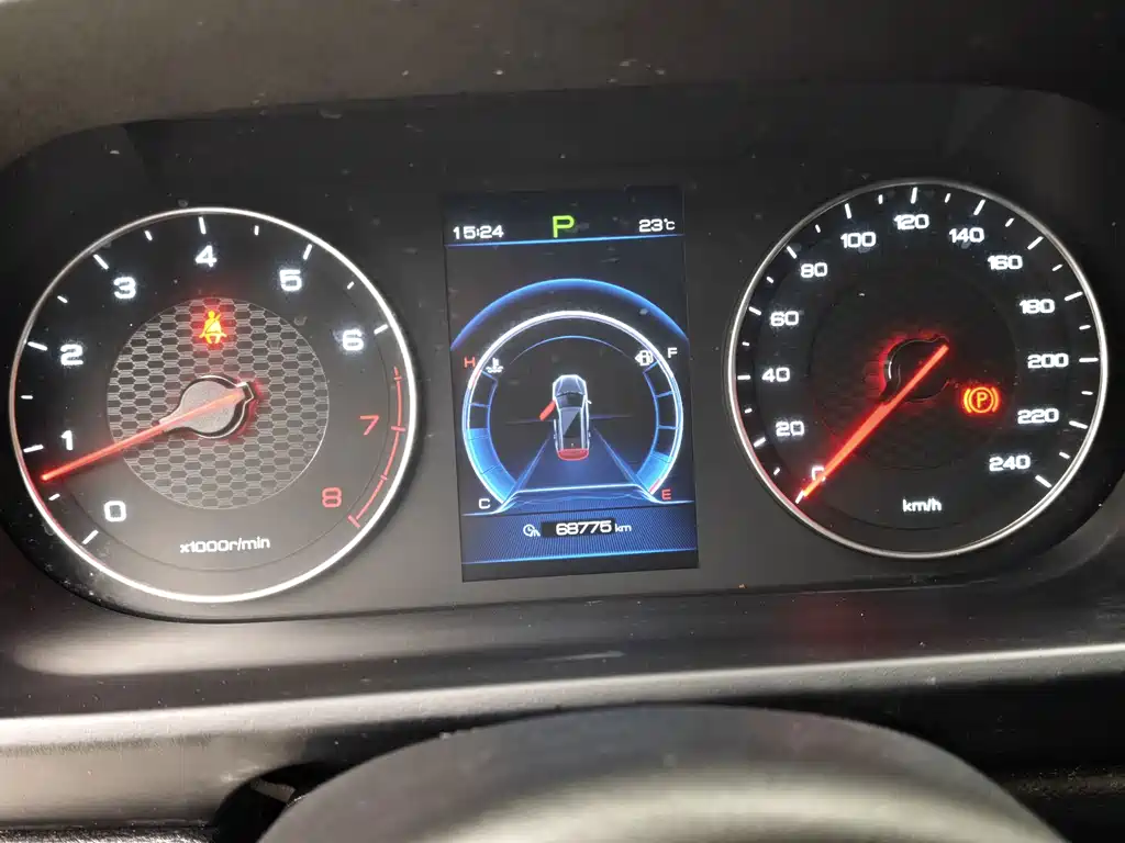 BYD Tang — миниатюра 17