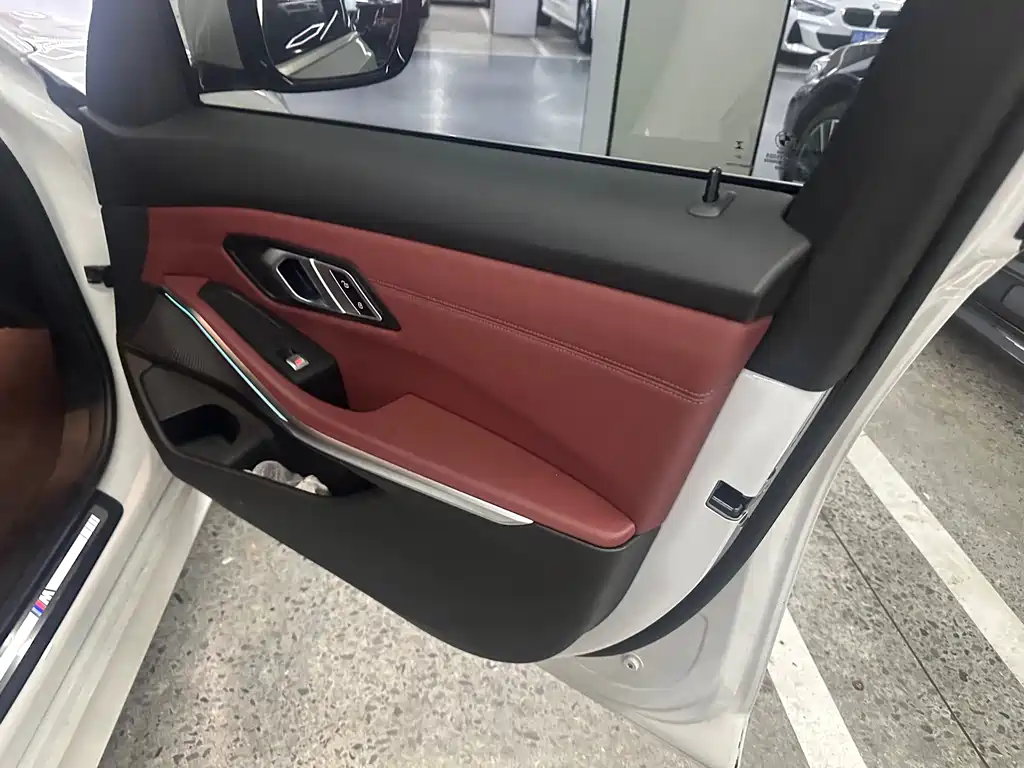 BMW 3 Series — миниатюра 10