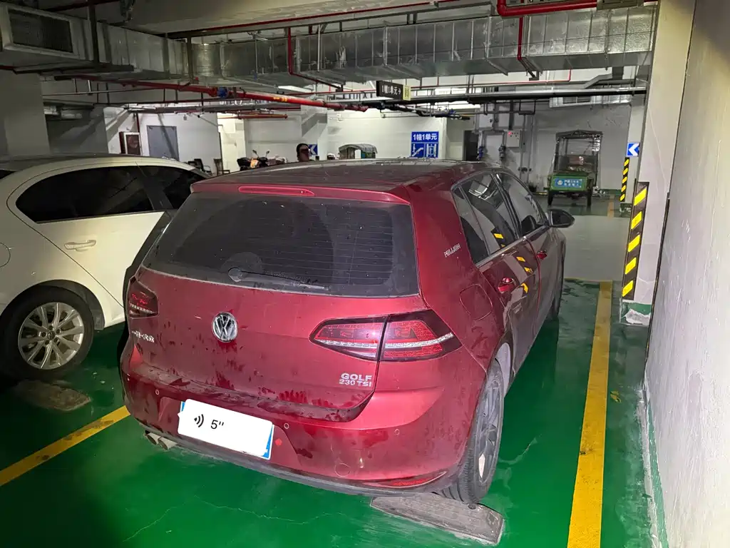 Volkswagen Golf — миниатюра 5