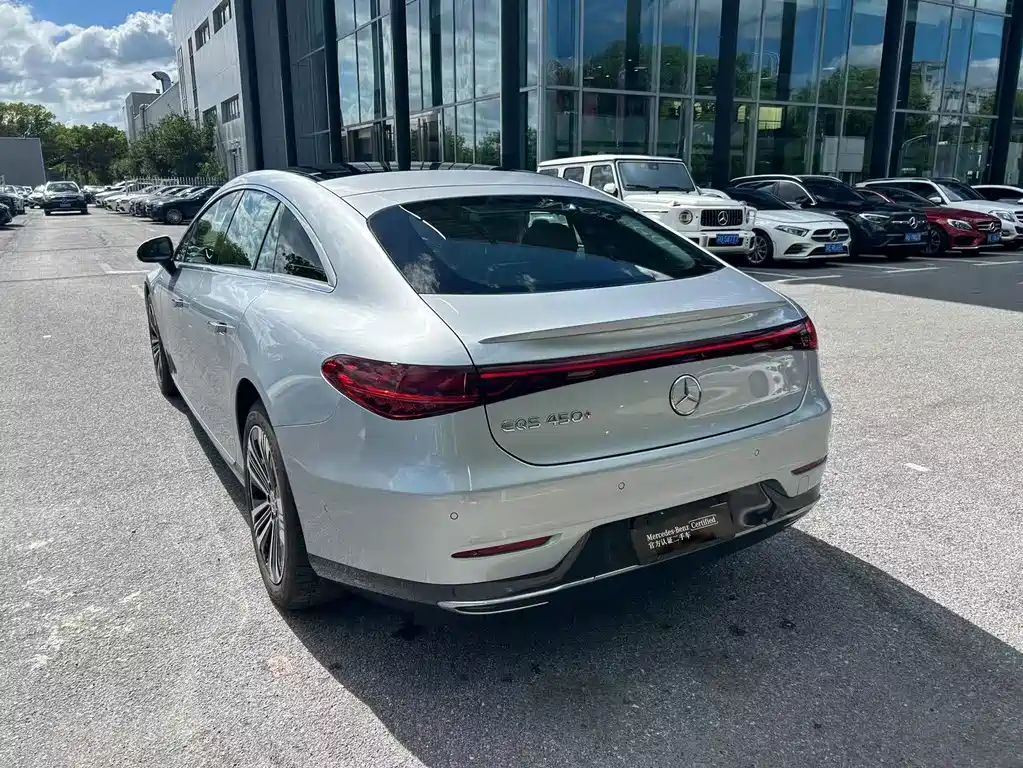 Mercedes-Benz EQS — миниатюра 7