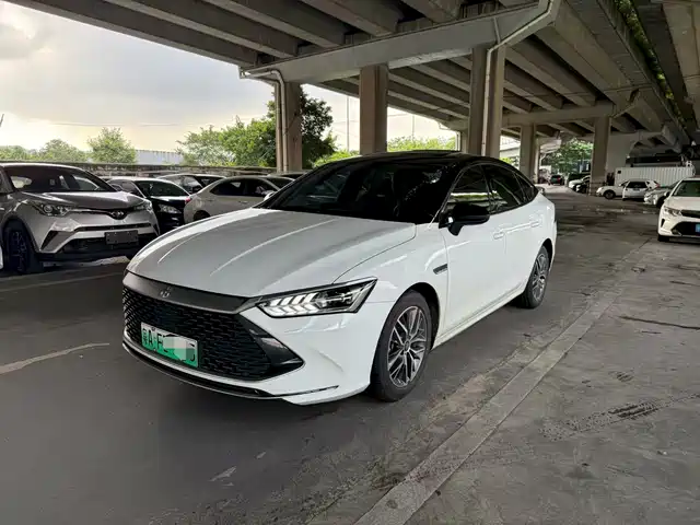 2021 BYD Qin