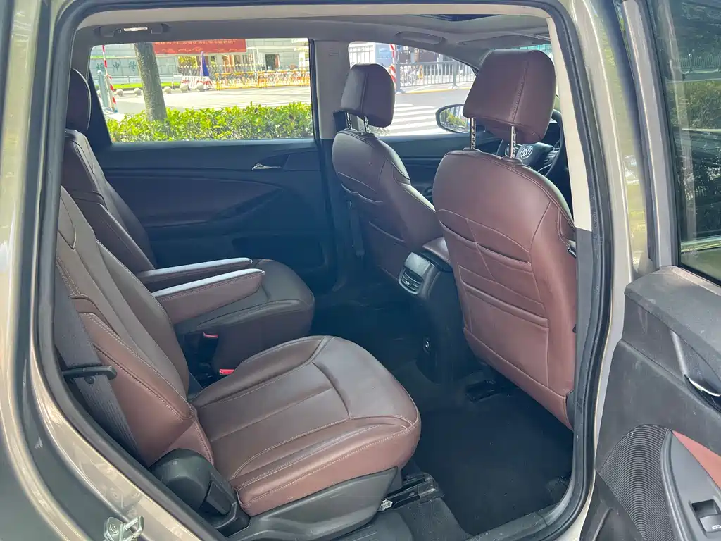 Buick GL6 — миниатюра 15