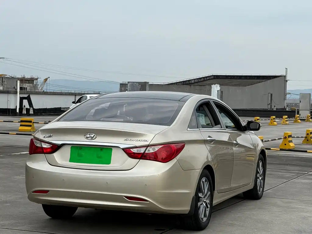 Hyundai Sonata — миниатюра 15