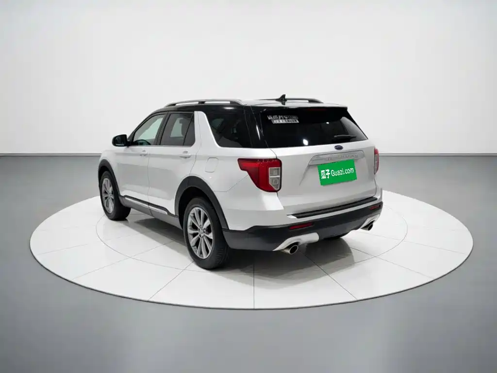 Ford Explorer — миниатюра 5