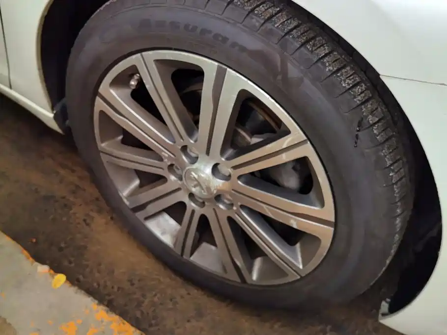 Peugeot 408 — миниатюра 6