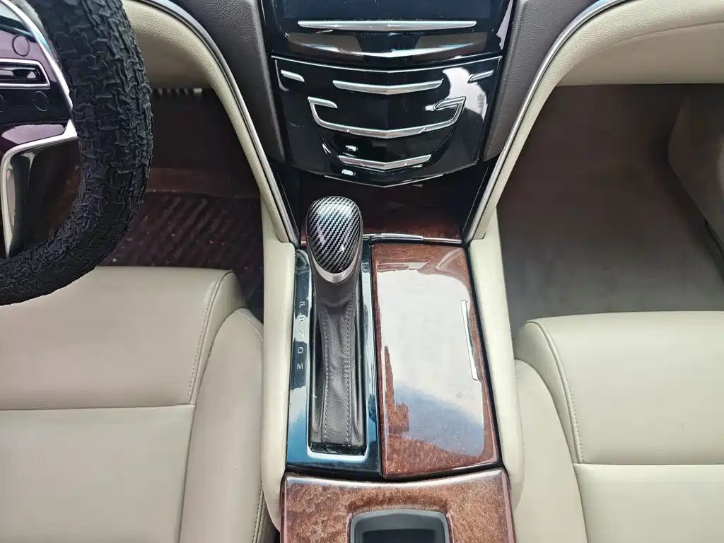 Cadillac XTS — миниатюра 14