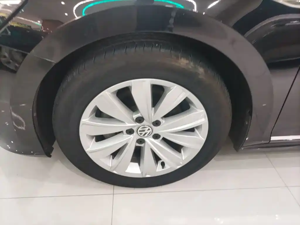 Volkswagen Passat — миниатюра 23